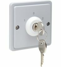 Niko - Interrupteur à clé gris avec bornes à vis - 700-38700