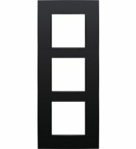 Niko - Afdekplaat drievoudig verticaal 60MM matt black - 130-76300