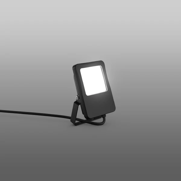 Rzb Hb 450 20 w 2200 lm 840 noir - 722146.003