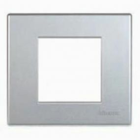 Bticino - Plaque centrale 2Mod 57Mm Light Tech B88 - Nt4802Th